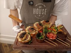 -静香HOUSE·全时段融合餐厅(七星欢乐颂店)