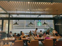 大堂-星巴克臻选(成都环球乐天店)