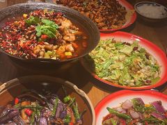 -泥糊破店小酒馆·团建聚餐(南京西路店)