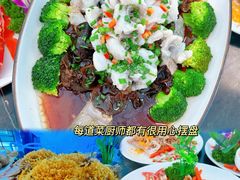 -小海豚•老字号海鲜餐厅(天涯店)