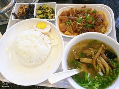 -黔阿牛菌汤牛肉粉全牛火锅(喷水池店)