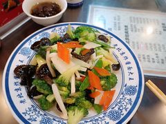 -老北京炸酱面大王.铜锅涮肉(朝阳门店)