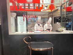 -左庭右院鲜牛肉火锅(金山万达店)