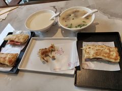 -高玛纳驴肉火烧(一世界店)