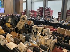 -广州周大福金融中心