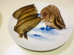 酱鸭-杨震卤菜旗舰店
