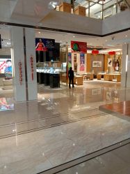 -北京七彩云南翡翠珠宝旗舰店(月坛店)