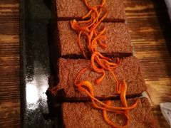 -胡桃里音乐餐厅(陶溪川店)(川湘赣菜·世界百大酒庄直供红酒·音乐表演)