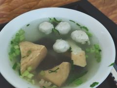 -松树干拌面店