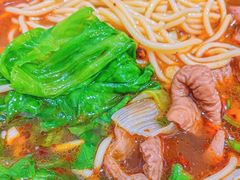 麻辣肥肠面-天府面庄(天平路店)