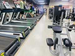 -星动力健身俱乐部(新塘店)