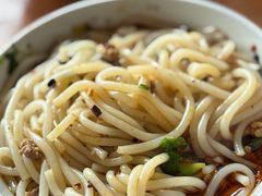 -黄金娣米线(盛邦老店)