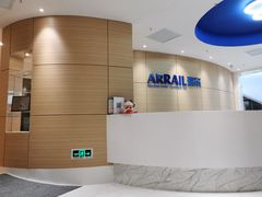 -瑞尔齿科(上海长风大悦城店)