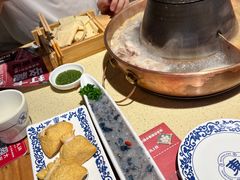 -东镇老火锅(长春路首店)