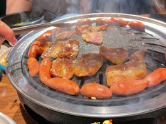 -明洞阿姨·韩式酱蟹烤肉·创意料理(三元桥店)