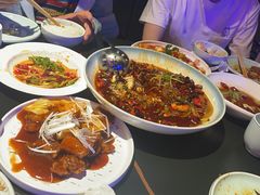 -粉墨特色菜·烧烤音乐酒馆