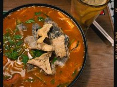 -肥汁米蘭香港米线(宁波路总店)
