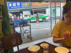 -谢老五跷脚牛肉·非遗传承店