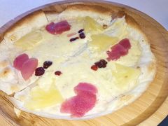 -圣彼得堡观江俄餐厅(中央大街黑金冠店)