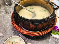 -稻鲜记潮汕砂锅粥