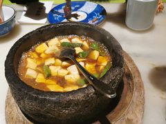 石锅沃豆腐-桂满陇-十里风荷(合生汇店)