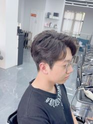 -茶发Salon·烫发染发理发