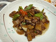-蔼若春.传承三十年云南菜(金碧公园店)
