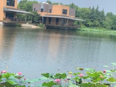 -上海怡沁园度假酒店