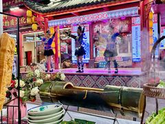 -刘姐啤酒鱼民族演艺餐厅(西街总店)