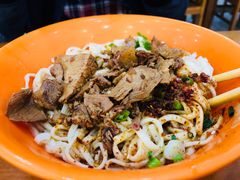 牛肉油泼面-华中农业大学-荟园餐厅