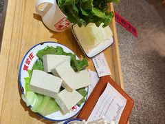 -贤合庄卤味火锅(安吉万达店)