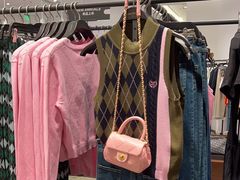 -URBAN REVIVO(上海中庚漫游城店)