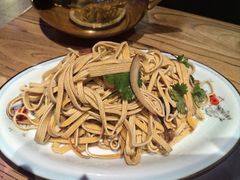 -山河屯铁锅炖·非遗铁锅炖(华强北店)