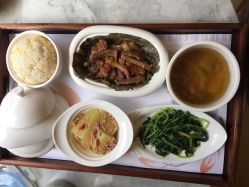 -莉泽月子中心(凯旋江景店)