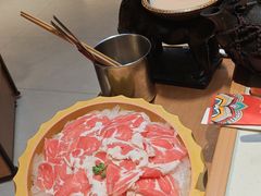 -老牌坊云南鱼豆花火锅(哈西万达店)