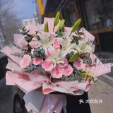 洛神玫瑰花的花语为矜持，信仰，宁静，希望