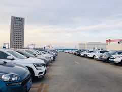 -山姆会员商店·停车场