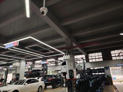 -哈贝卡汽车服务连锁(高新二路店)