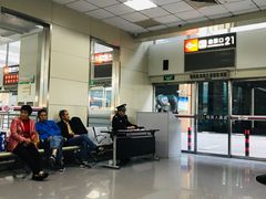 -上海长途客运南站-停车场