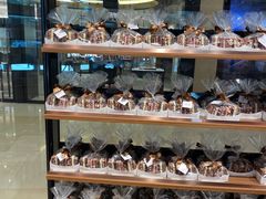 -Laderach 莱德拉(上海环贸iapm店)