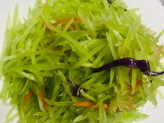 -闯关东东北农家菜(崂山石老人店)