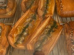 -VERIE BAKEHOUSE