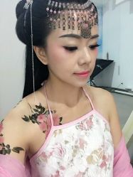 -盘子女人坊生日照·摄影馆(华强店)
