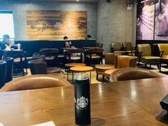 大堂-星巴克(上海虹桥南丰城办公楼店)