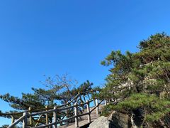 -罗田薄刀峰风景区