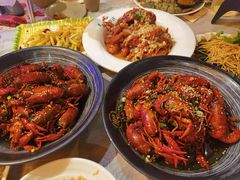 -肥肥虾庄·金牌油焖大虾(汉口城市广场店)