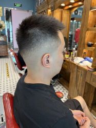 -贝勒爷专业男发