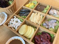 -裕月馨月子中心(滨江店)