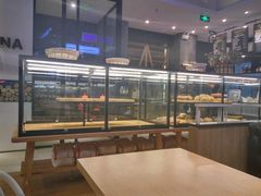 面包甜点陈列柜-托斯卡纳烘焙意大利餐厅(五天地店)