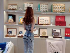 -燕庭·纯燕窝·甜品下午茶(南京西路店)
